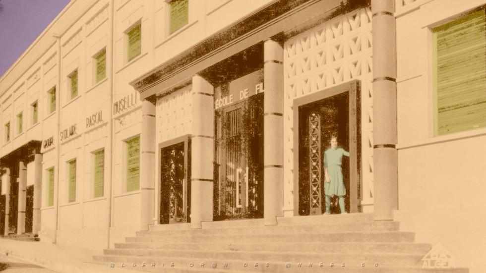 MASCARA 001 ECOLE DE FILLES PASCAL MUSELLI.jpg